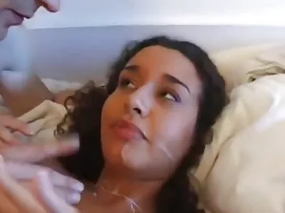 69 póz magyaramatörporno egy fiatal barátnővel