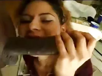 Barátnőm megszívja a penzert porno farkamat, amíg én az autóban vagyok