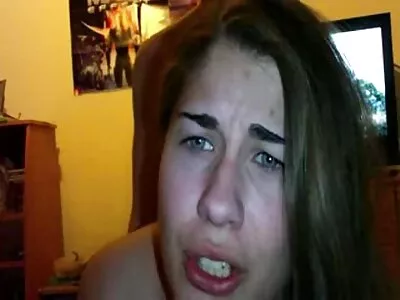 A térdén és öklendezve online filmek pornó