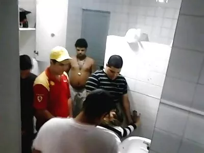 Négyes tizenéves rajongók ingyenes pornok