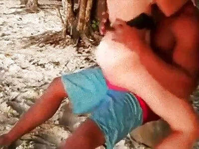 Az első magyarul beszélő pornó film szexszalagunk