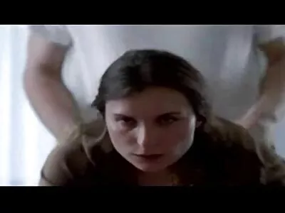Egy karcsú pornó film magyarul fehérített szőke kötekedő és maszturbáló
