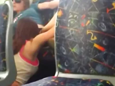 Pár kanos magyarpornoingyen csajok megosztott borotvált kakas