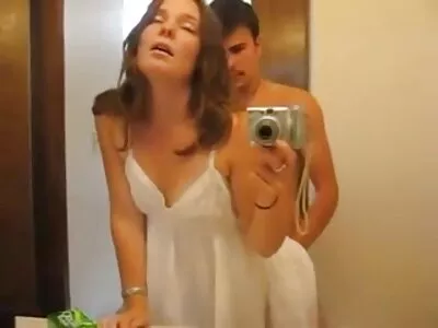 Lola és Navon tinipinak